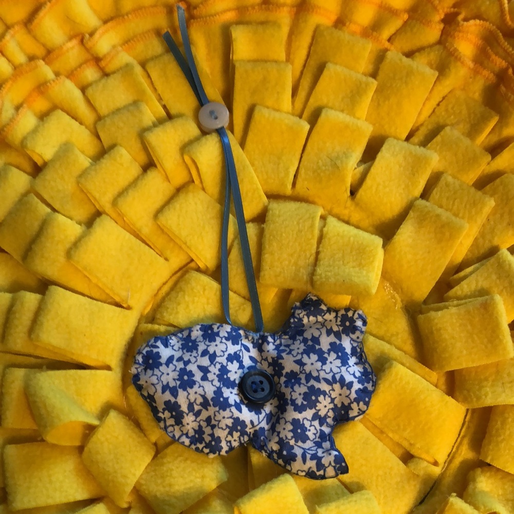 Hand Stitched Easter Rabbit - Picture 3 of 4